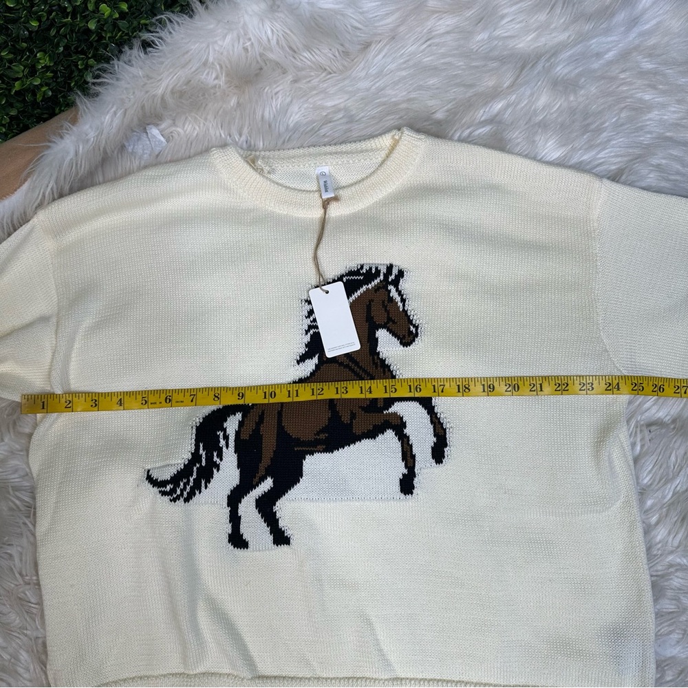 Nwt ivory knit horse graphic long sleeve - Picture 12 of 13